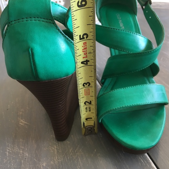 OLD NAVY wedge sandals - Picture 2 of 4